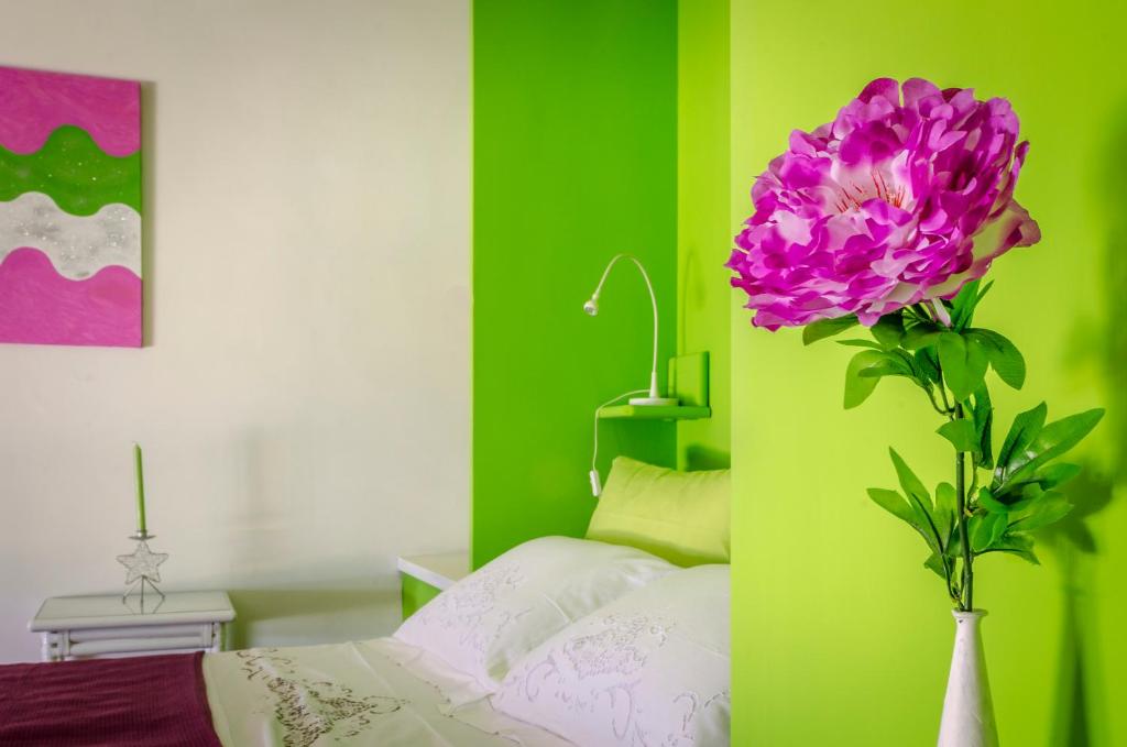 Funny House Apartment room 6